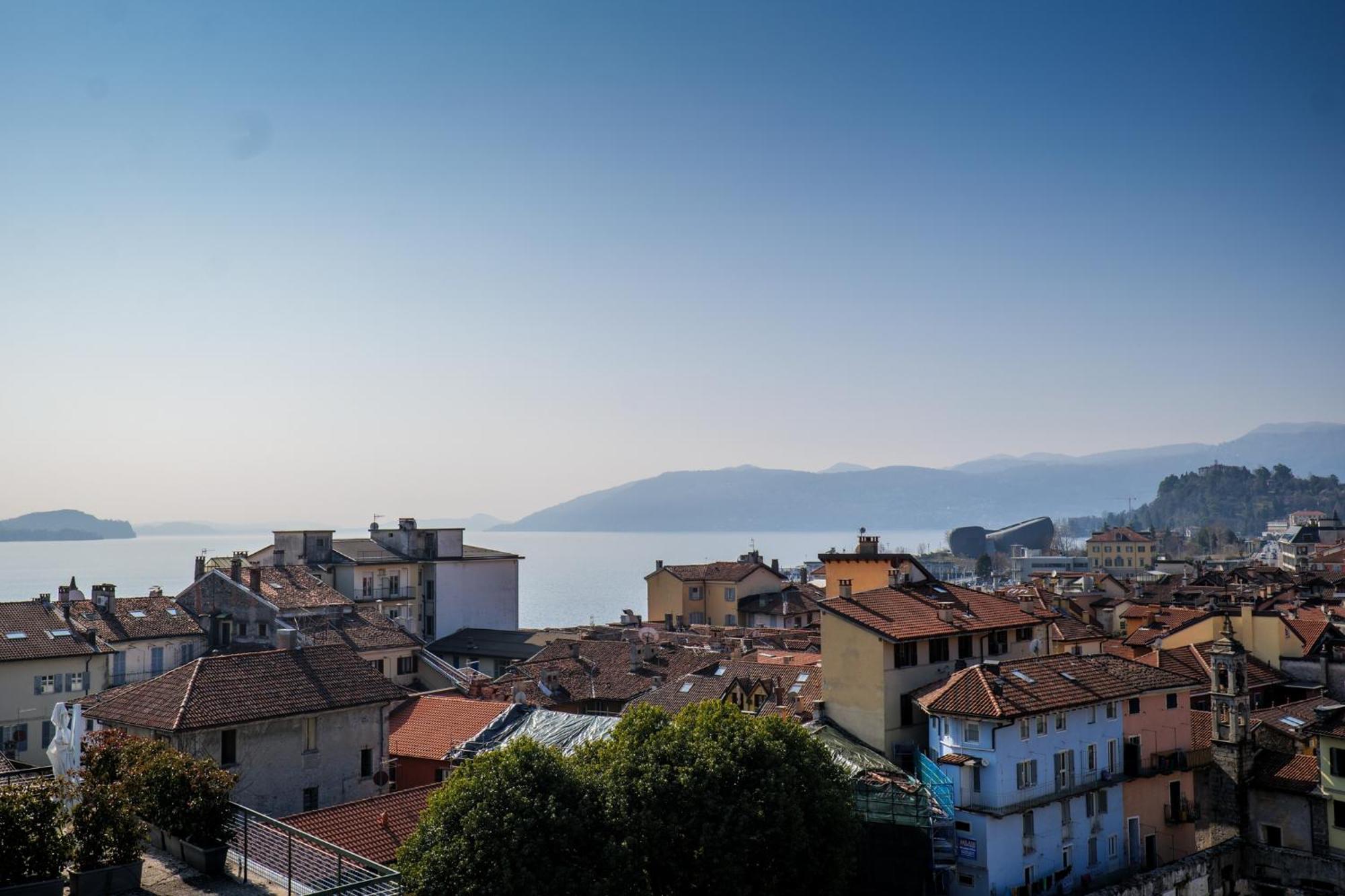 L'Attico Di Susanna แวร์บาเนีย ภายนอก รูปภาพ